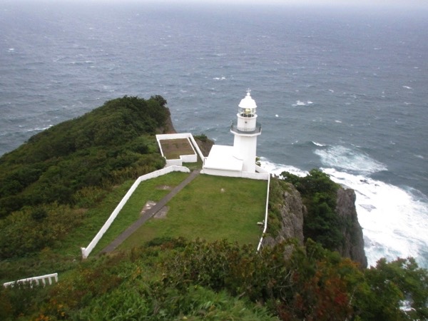 地球岬の灯台