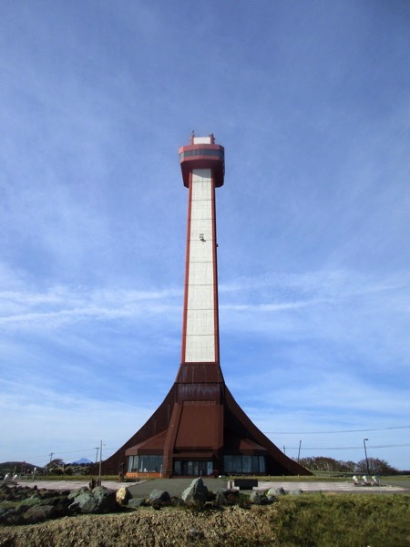 稚内公園の「開基百年記念塔」
