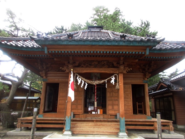 鼠ヶ関の厳島神社