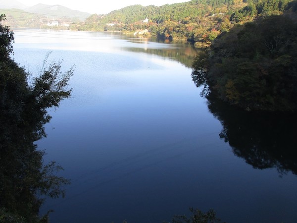 四国最大の早明浦ダムのダム湖